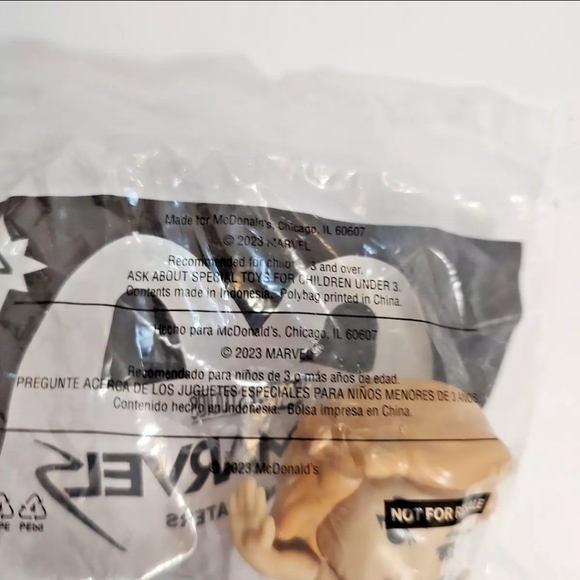 Marvel Studios The Marvels Princess Carol McDonald's Happy Meal Twisting Toy - Picture 9 of 12